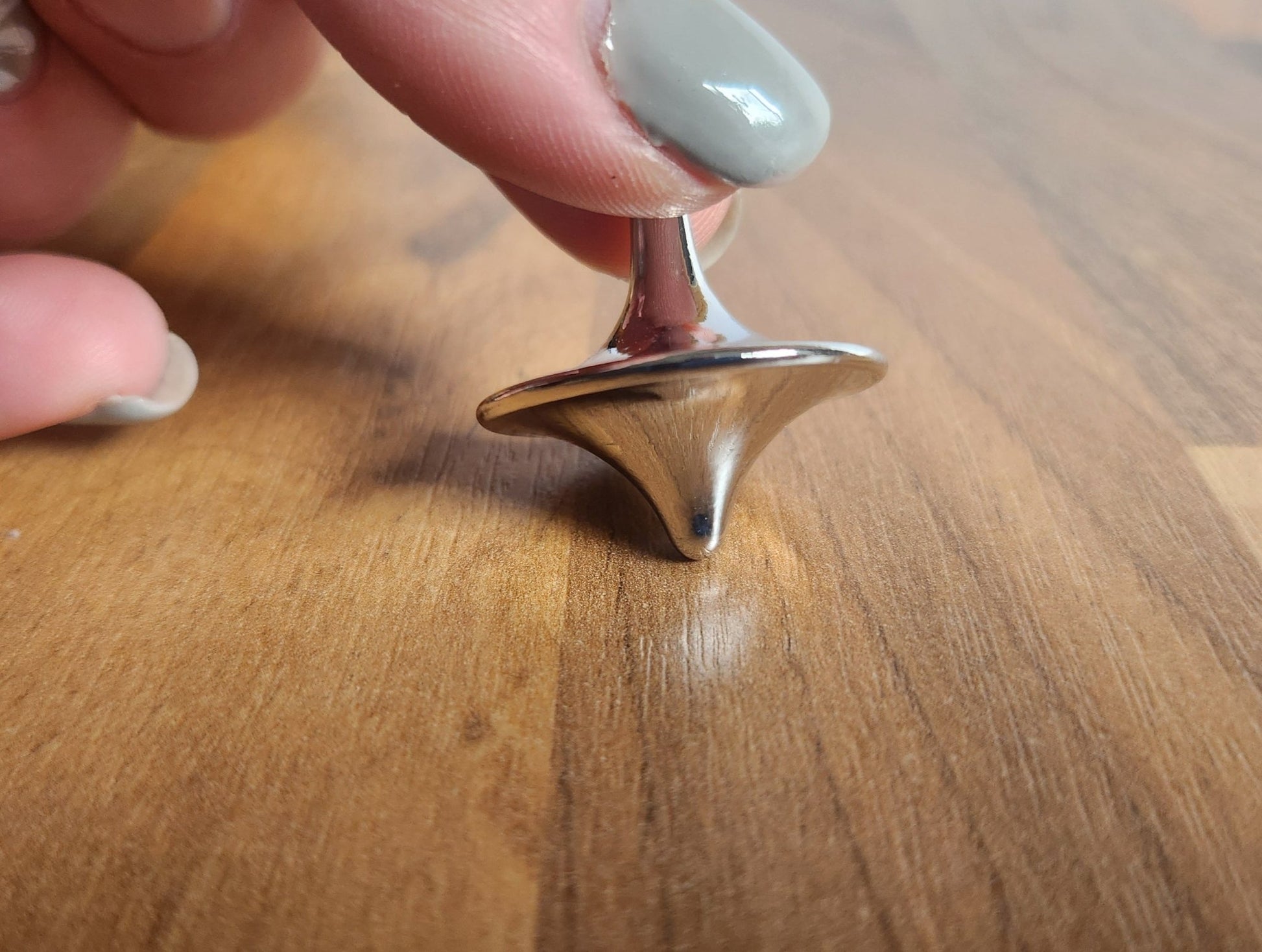 Spinning tops - Holey Coley